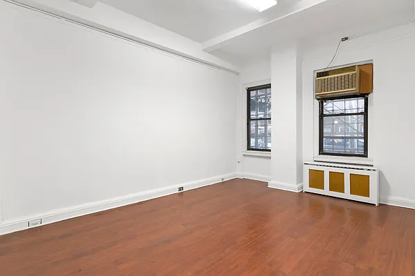 Sold by Christie's International Real Estate Group, LLC | media 4