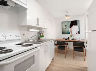 441 W Oakdale Ave APT 12E, Chicago, IL 60657