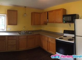 1015 S Sibley Ave, Litchfield, MN 55355