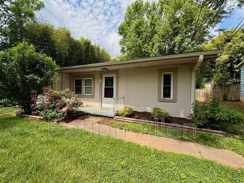 10 Miller Rd E #A