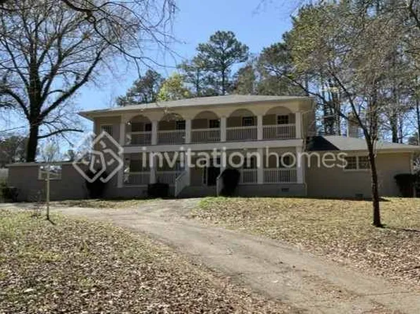 5850 Whispering Pines Cir SW, Mableton, GA 30126