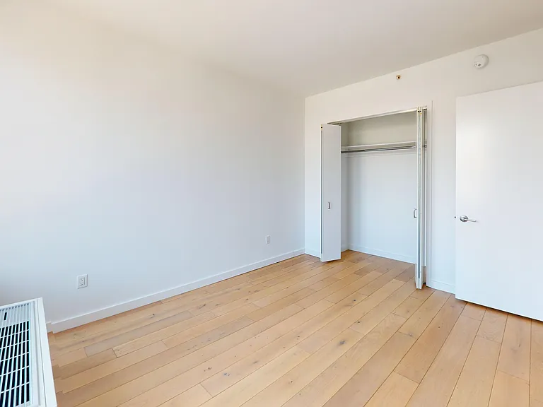 144-74 Northern Blvd #5H — Photo 7