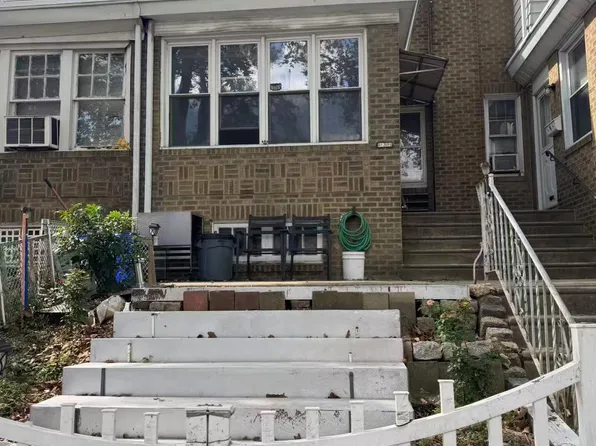 3532 Englewood St, Philadelphia, PA 19149