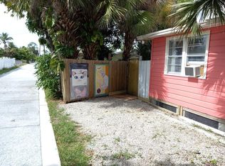 217 1/2 SE 3rd Ave, Delray Beach, FL 33483
