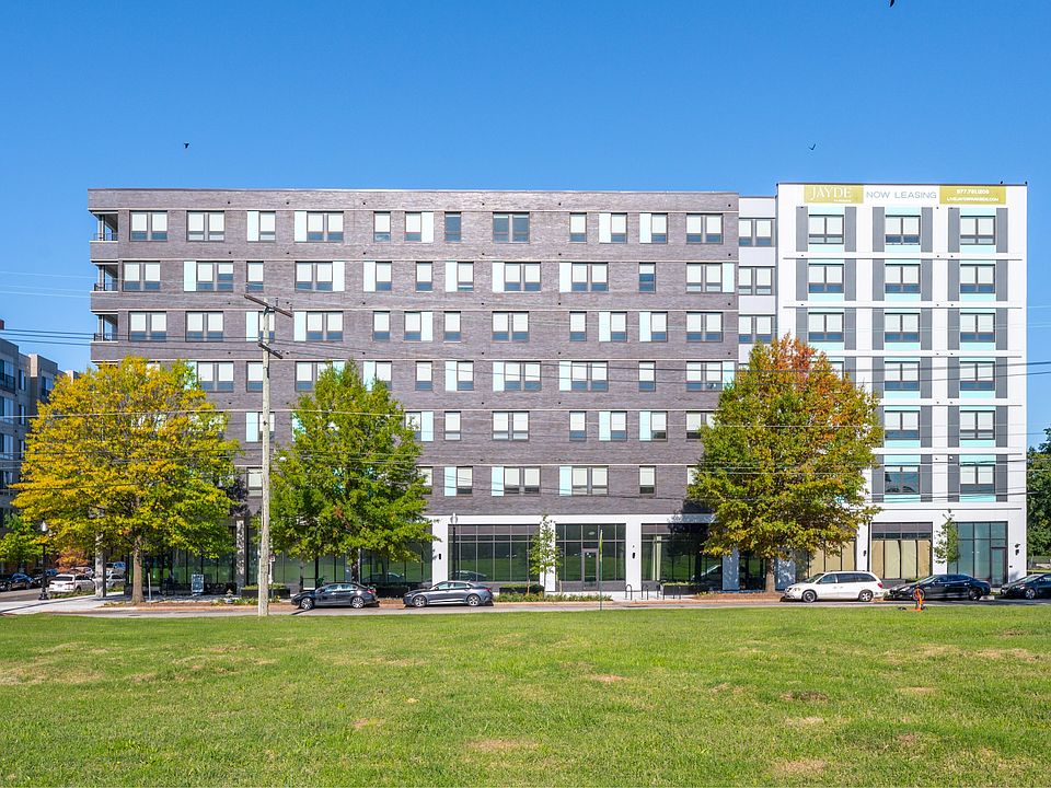 1st image of 700 Kenilworth Ter NE #2-511