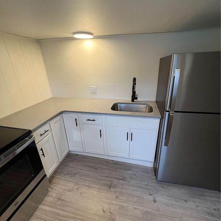 101 N Main St Manheim PA Zillow