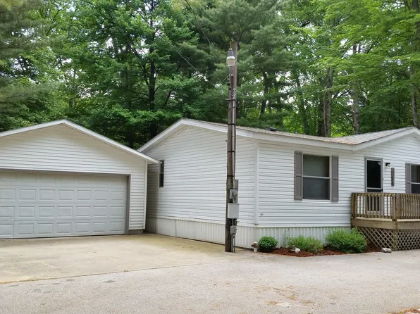 192 N Benson Rd, Fountain, MI 49410