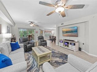 15495 Cedarwood Ln APT 103, Naples, FL 34110