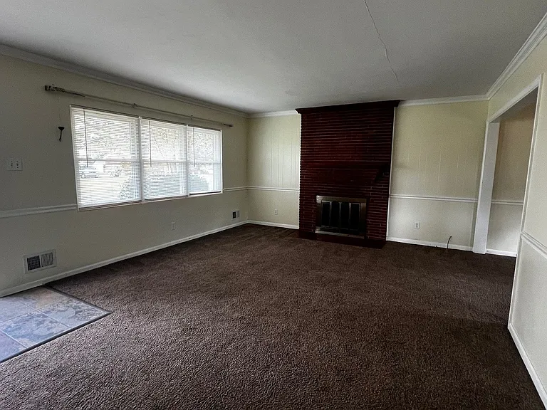 207 Robin Rd — Photo 10