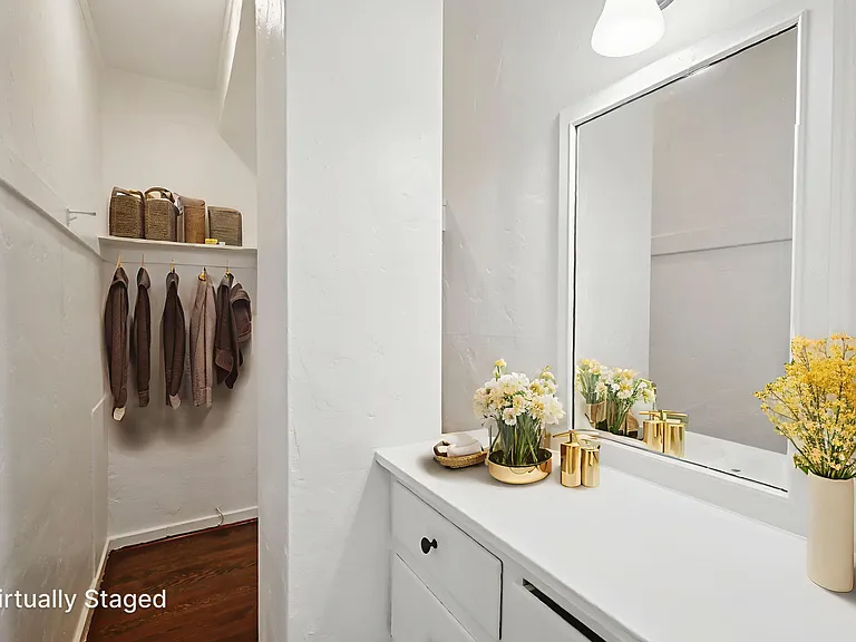 Wendover Apartments — Photo 13