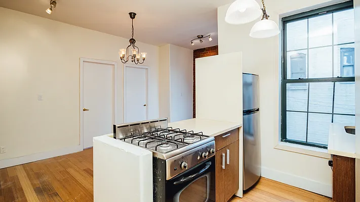Rented by Nooklyn NYC LLC | media 15