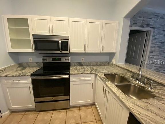2nd image of 2250 Portofino Pl #23023