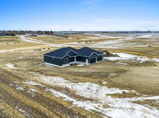 8400 10th Ave NE, Minot, ND 58703