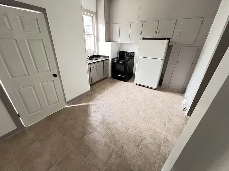 4103 Ridgewood Ave — Photo 4