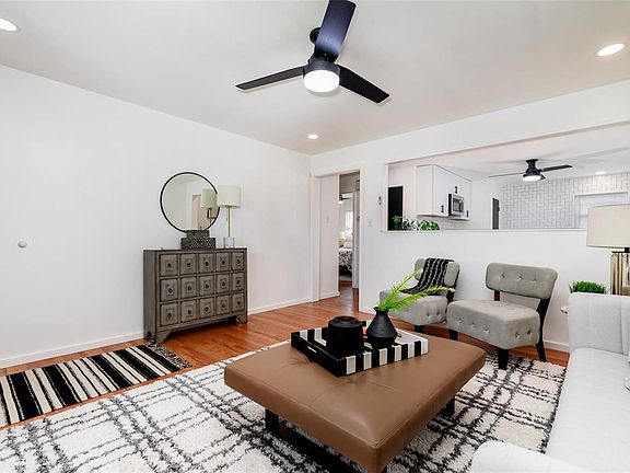 5th image of 4360 Schmittwoods Ct