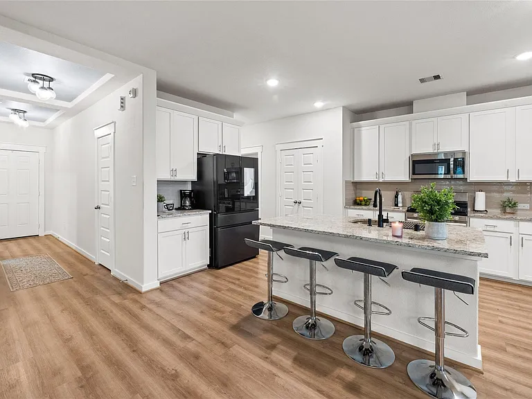 4604 Spoon Bill Cove Dr — Photo 5