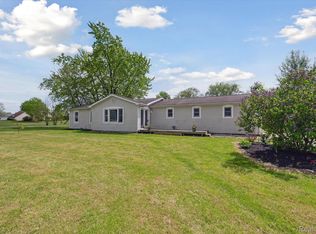 3415 W Ray Rd, Grand Blanc, MI 48439