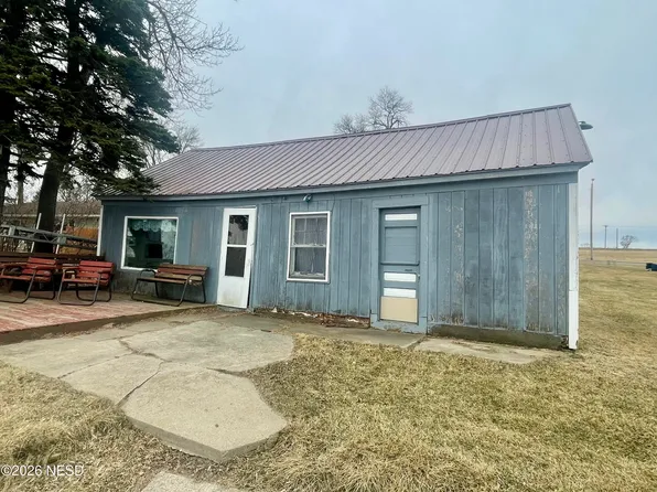 1346 Lynwood Dr, Watertown, SD 57201
