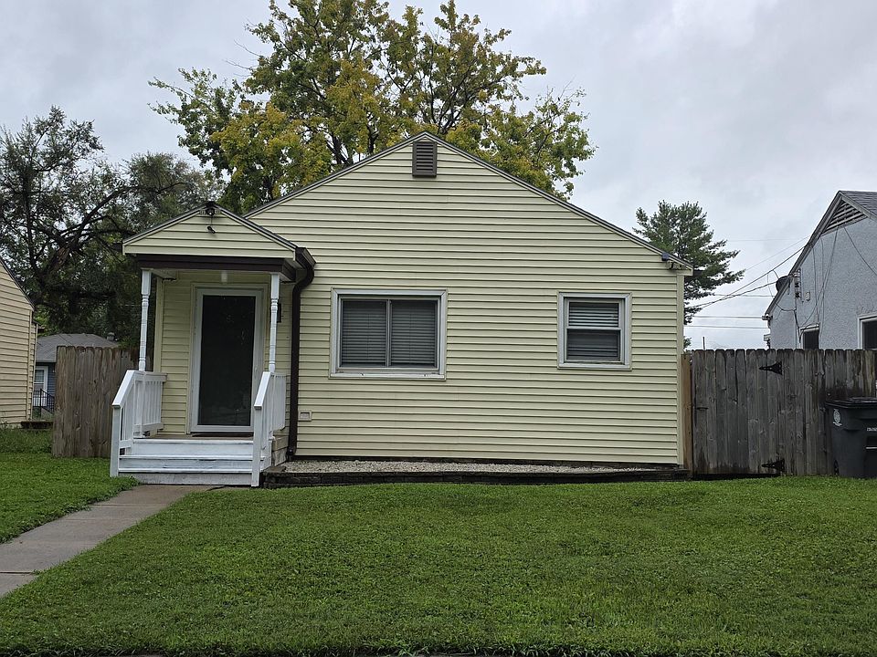 1st image of 2711 6th Ave