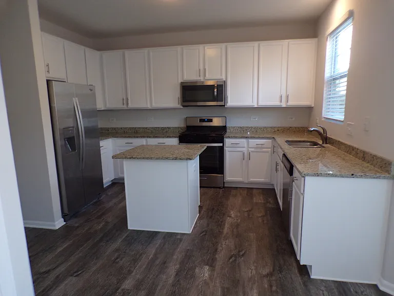 1645 W Turtle Creek Ln — Photo 10