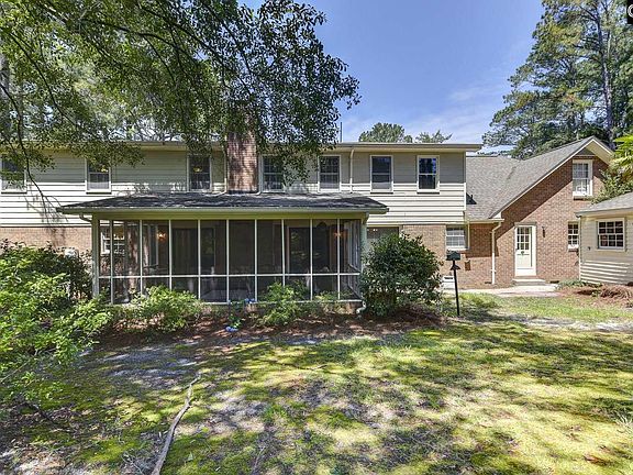 3rd image of 6 Eastbourne Ct