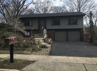 51 Sapphire Ln, Matawan, NJ 07747