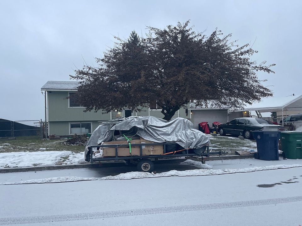 1st image of 13328 E Rockwell Ave