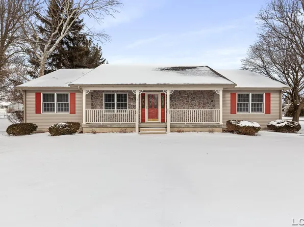 2890 Heritage Dr, Tecumseh, MI 49286