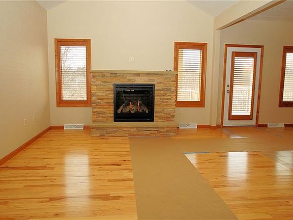 5th image of 1000 Southway Dr