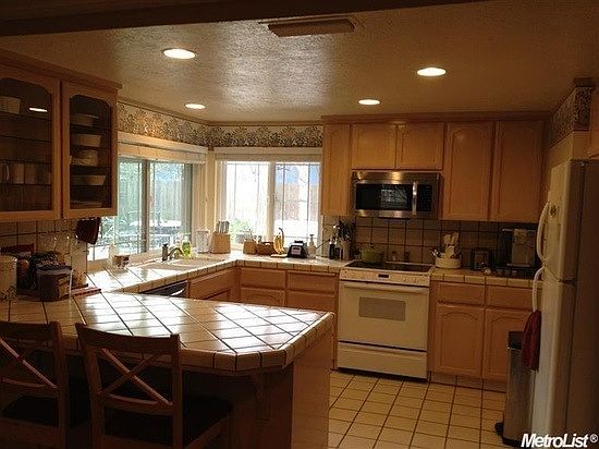 1st image of 1817 Newport Ct