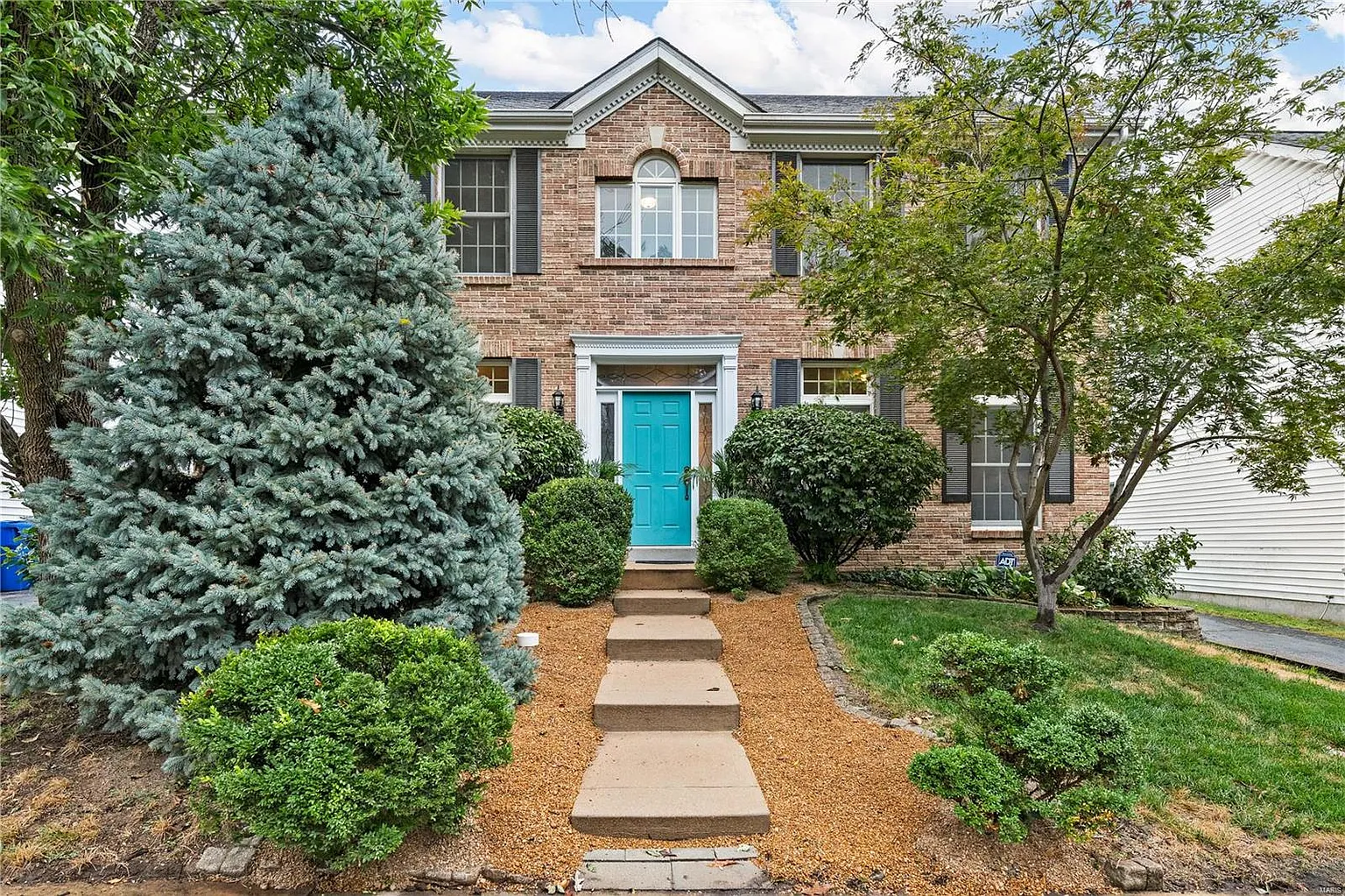 846 Lionsgate Dr photo 1