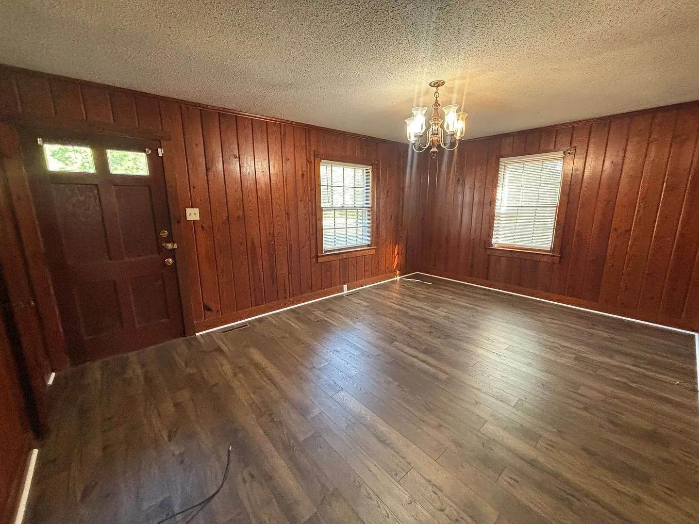 2 Bed House, Quiet Community, Country Living — Photo 4