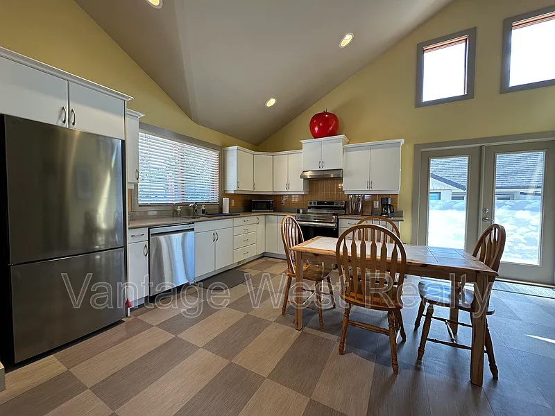 2 bed, 2.0 bath, $2,495 — Photo 4