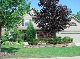 140 Cherry Grv, Commerce Township, MI