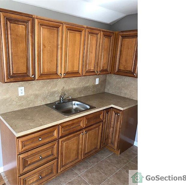 1st image of 239 Lockman Ave #1