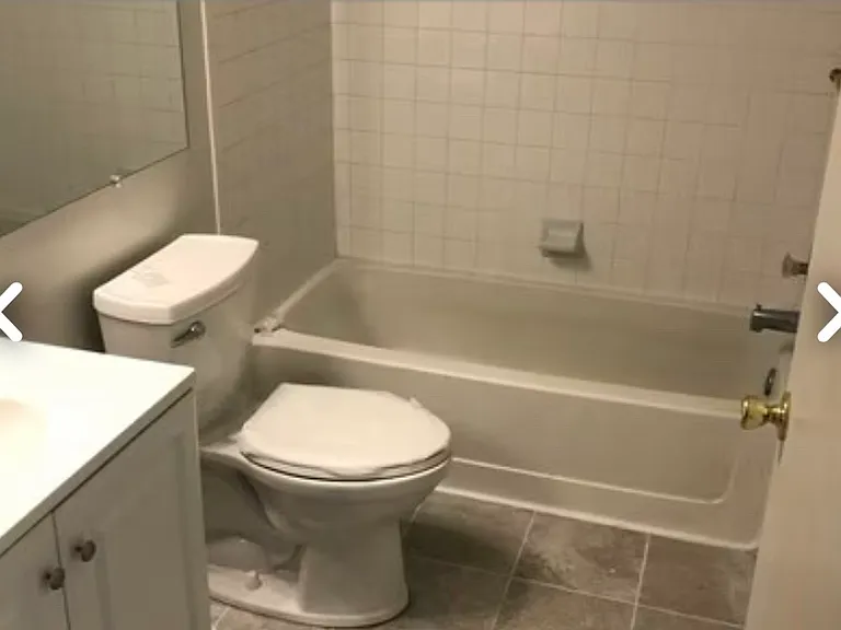 9619 Lambeth Ct — Photo 7