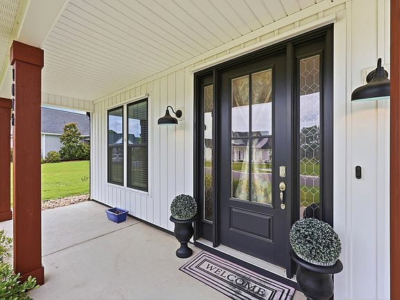 4th image of 1016 Montage Commons Dr.