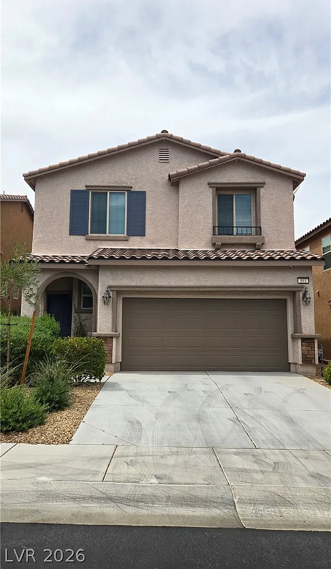 3 bed, 2.5 bath, 1680 sqft, $2,050 — Photo 1