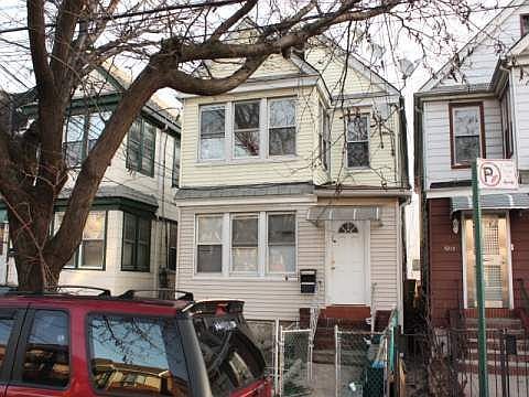 1st image of 5215 94th St