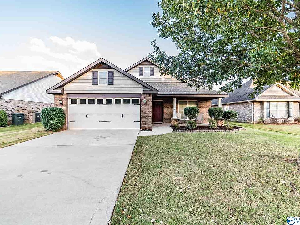 1st image of 308 Summer Cove Cir NW