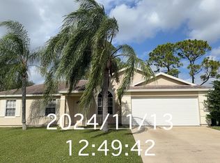 521 Londonderry Cir SE, Palm Bay, FL 32909