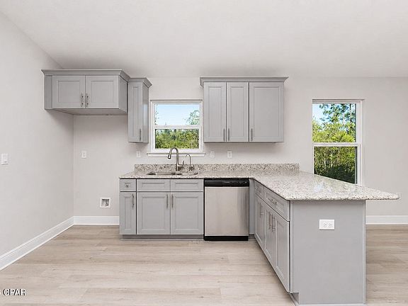 5th image of 11509 Singo Dr