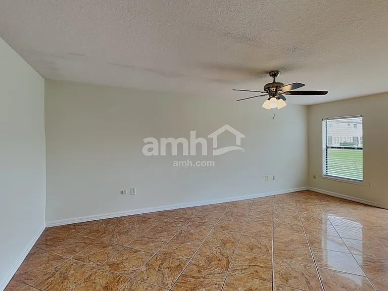 6105 Timber Crest Dr — Photo 6