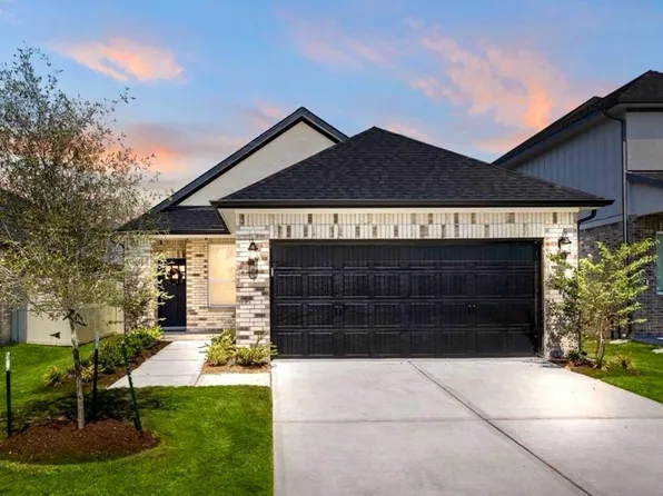 9537 Sugar Berry Dr, Conroe, TX 77385