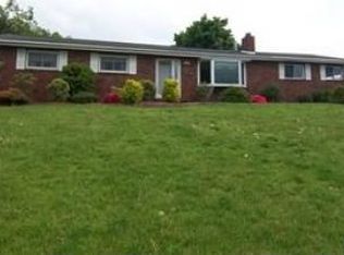 1624 Clearview Rd, Coplay, PA 18037