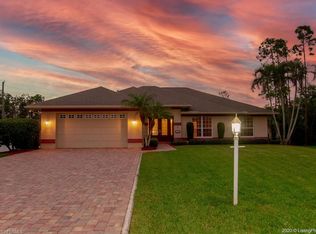 6710 Kestrel Cir, Fort Myers, FL 33966