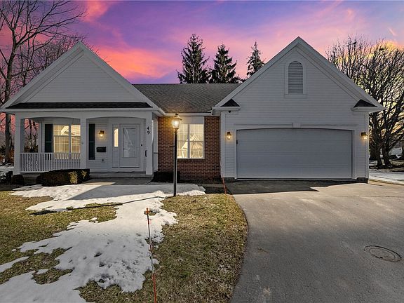 2nd image of 49 Brownstone Ln