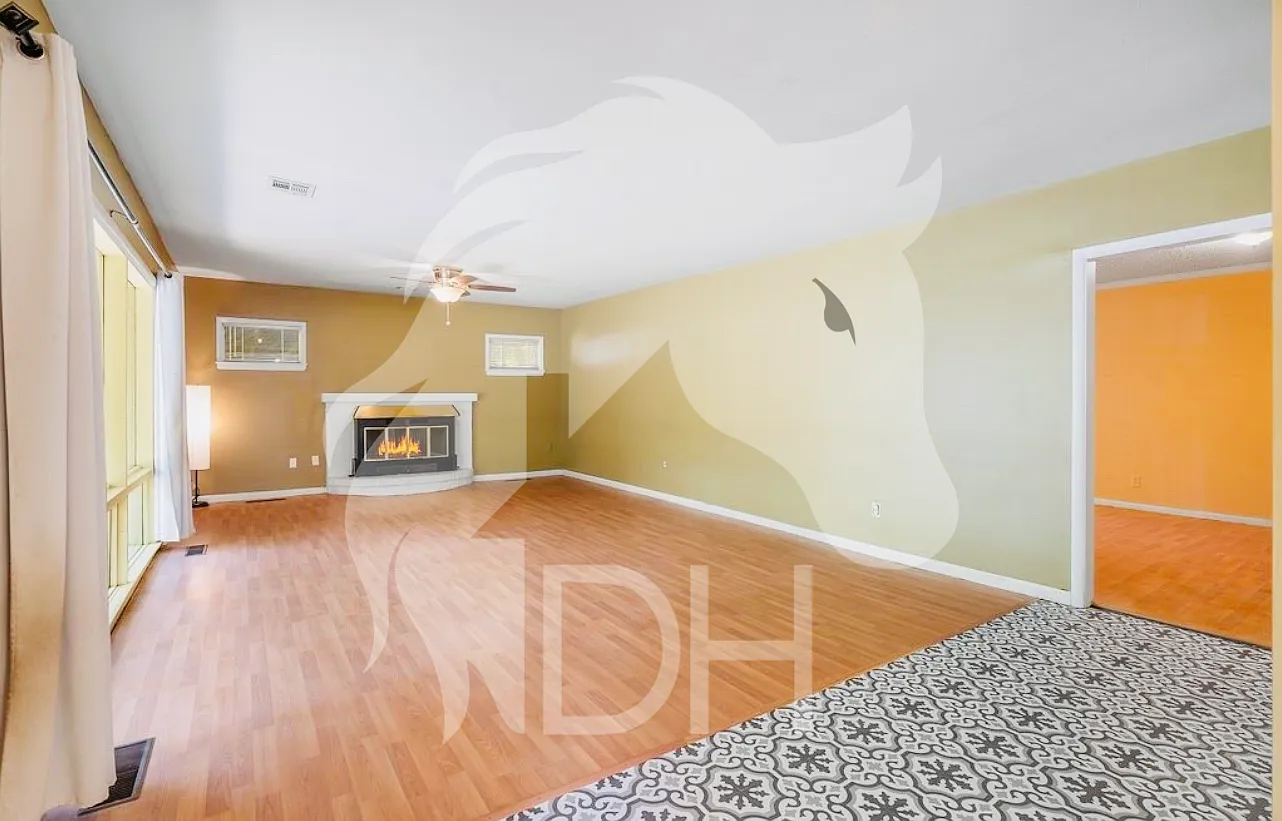 3 bed, 2.0 bath, $1,575 — Photo 3