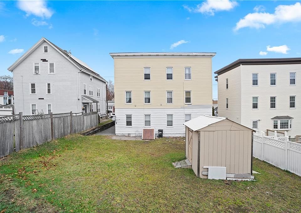 35 Rivulet St, Woonsocket, RI 02895 Zillow