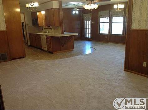 5th image of 2157 Mimosa Dr